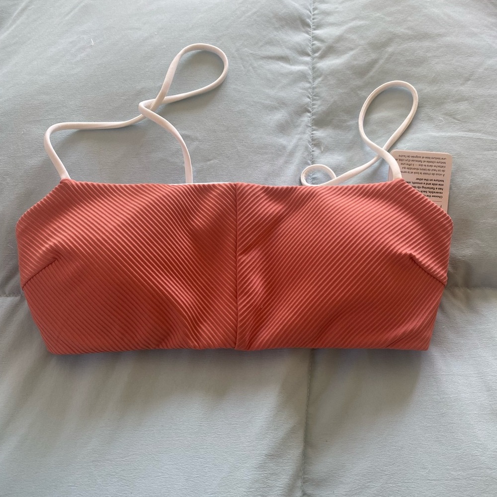 Lululemon Pool play bikini top